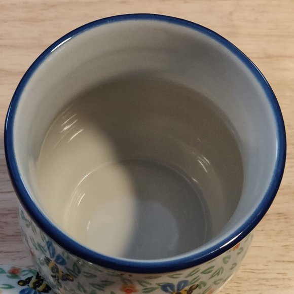 Polish Pottery Honey Bee 6" Jar with Lid - Picture 7 of 8